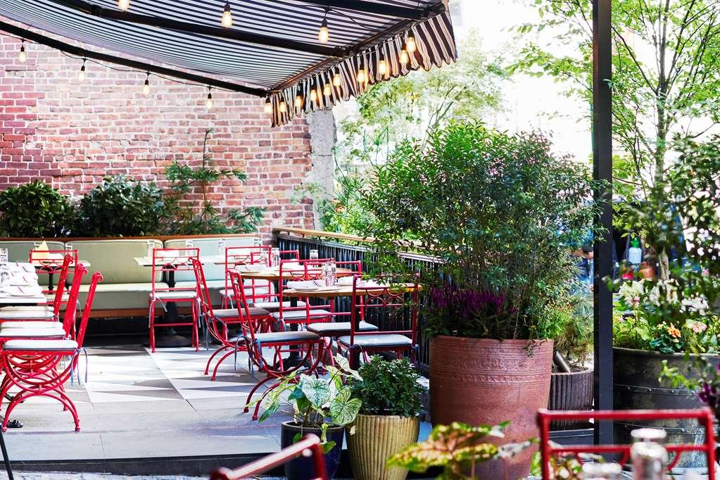 Sixty Soho Hotel New York Restaurant photo The Standard East Village
