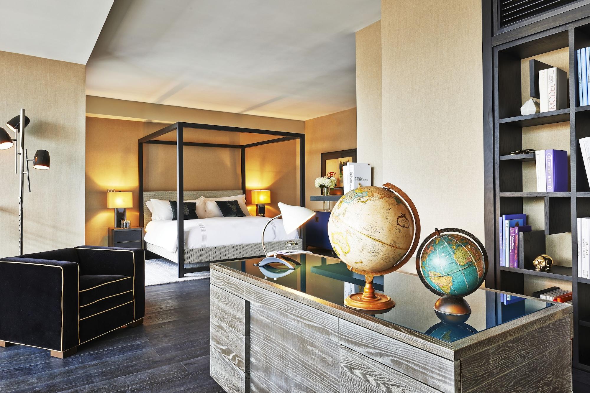 Sixty Soho Hotel New York Exterior photo A suite at the Mandarin Oriental, Munich